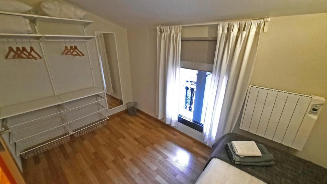 L'Astrolabi -Centre Ripoll- Villa Bagian luar foto
